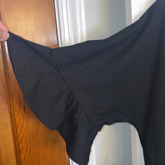 NWT ASOS Curve black dress with ruffles on sleeves - Picture 2 of 7